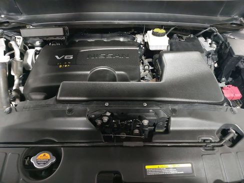 Used 2020 Nissan Pathfinder SV image 31