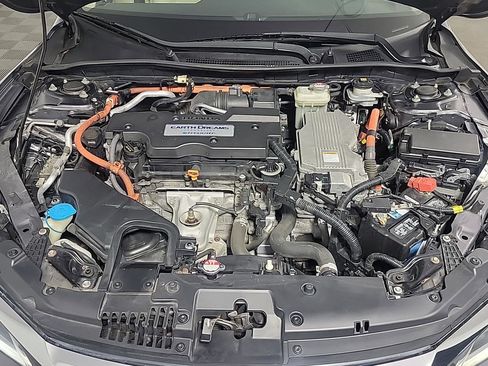 Used 2017 Honda Accord Touring image 15