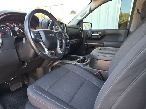 Used 2021 Chevrolet Silverado 1500 LT Trail Boss w/ Bed Protection Package image 23