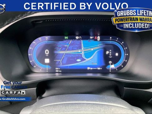 Certified 2025 Volvo XC40 B5 Core AWD/4WD image 25