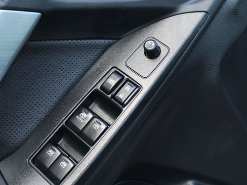 Used 2016 Subaru Forester 2.5i Limited image 21