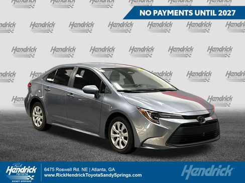 Used 2025 Toyota Corolla LE FWD image 1