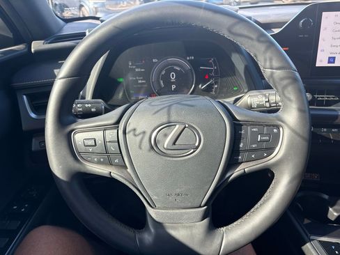 Used 2024 Lexus UX 250h FWD w/ Premium Package image 24