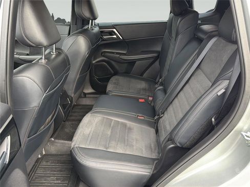 Used 2024 Mitsubishi Outlander SE AWD/4WD image 22