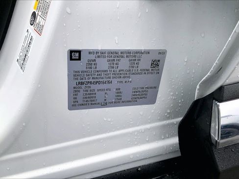 Used 2023 Buick Envision Essence image 29