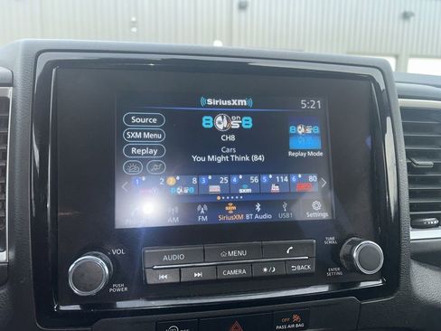 Used 2023 Nissan Frontier SV w/ Technology Package image 13