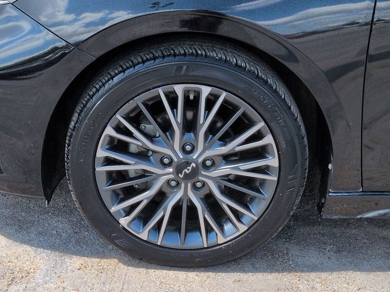 Used 2024 Kia Forte GT-Line w/ GT-Line Premium Package FWD image 11