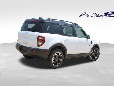 New 2026 Ford Bronco Sport Outer Banks w/ Outer Banks Tech Package+ AWD/4WD image 3