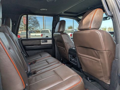 Used 2017 Ford Expedition EL King Ranch image 22
