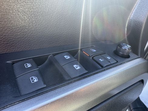 Used 2023 Toyota Tacoma SR5 image 10