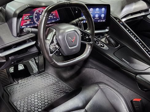 Used 2021 Chevrolet Corvette Stingray Coupe w/ Z51 Performance Package RWD image 45