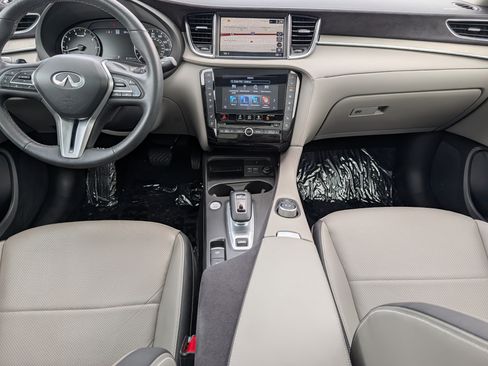 Certified 2023 INFINITI QX50 Sensory w/ Accent Package AWD/4WD image 10