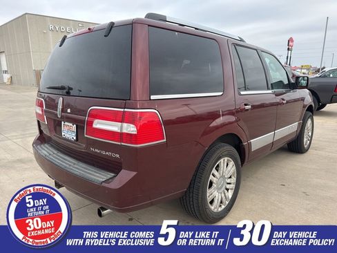 Used 2012 Lincoln Navigator 4WD image 7