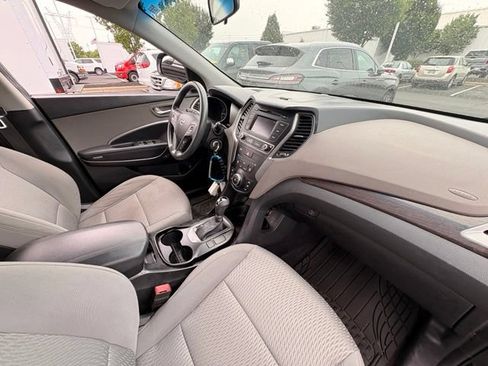 Used 2018 Hyundai Santa Fe Sport AWD/4WD image 16