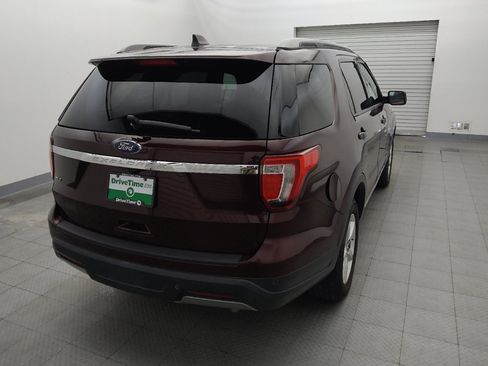 Used 2019 Ford Explorer XLT FWD image 7