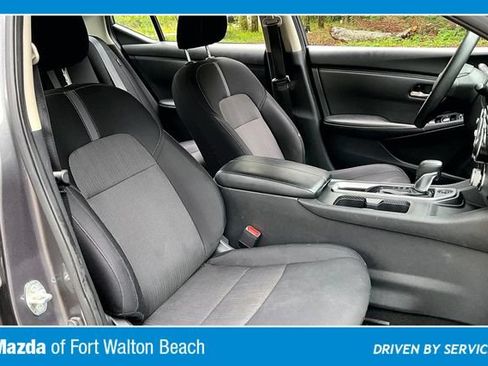 Used 2024 Nissan Sentra SV FWD image 30