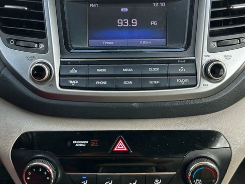 Used 2017 Hyundai Tucson Sport image 10