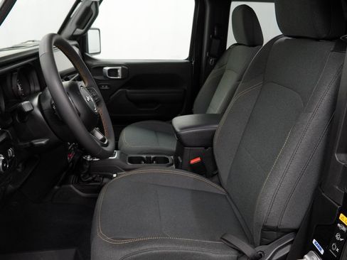 Certified 2024 Jeep Wrangler Willys image 16