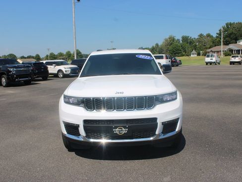 Used 2022 Jeep Grand Cherokee L Limited RWD image 3