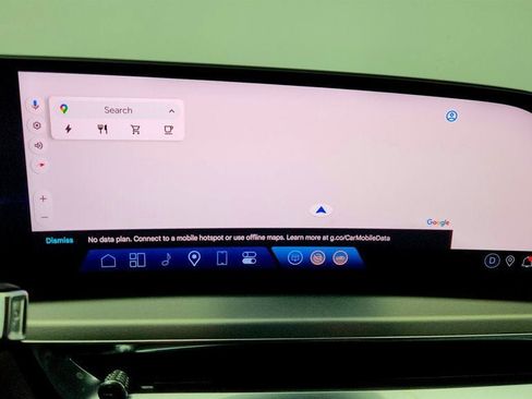 Used 2024 Cadillac Lyriq Luxury image 17