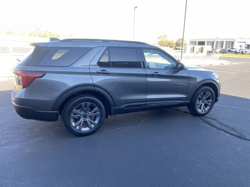 New 2026 Ford Explorer Active w/ Active Comfort Package image 14