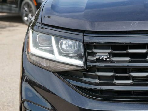 Certified 2023 Volkswagen Atlas SEL R-Line AWD/4WD image 10