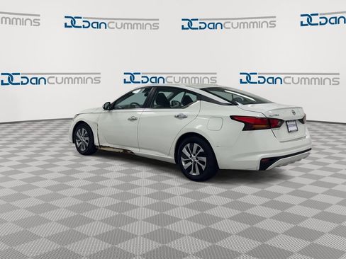 Used 2019 Nissan Altima 2.5 S FWD image 6