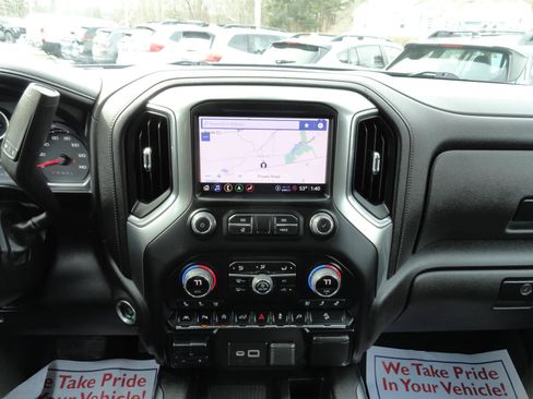 Used 2022 Chevrolet Silverado 1500 LTZ w/ LTZ Premium Package image 16