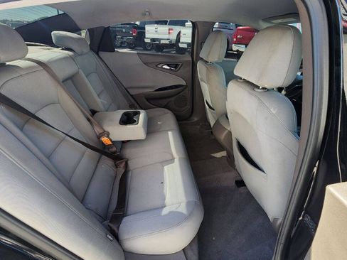 Used 2018 Chevrolet Malibu LS FWD image 20