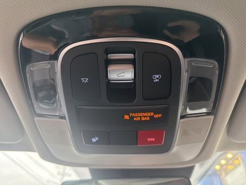 New 2025 Hyundai Tucson Limited image 48