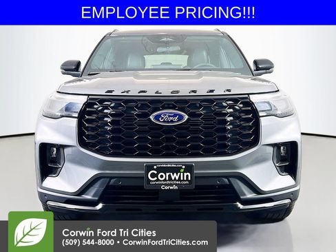 New 2026 Ford Explorer ST-Line AWD/4WD image 4
