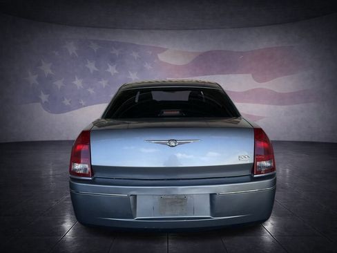 Used 2007 Chrysler 300 Touring image 4