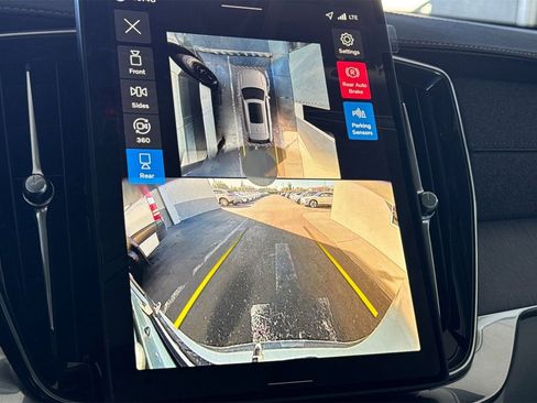 New 2026 Volvo XC90 T8 Ultra w/ Protection Package Premier image 20