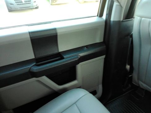 Used 2020 Ford F250 XL w/ Power Equipment Group image 25