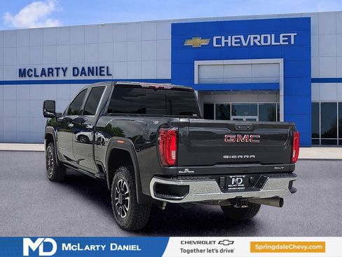 Used 2020 GMC Sierra 2500 SLT w/ SLT Convenience Package AWD/4WD image 4