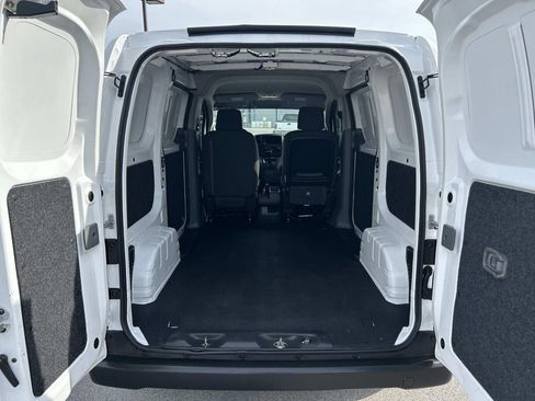 Used 2021 Nissan NV200 S FWD image 14