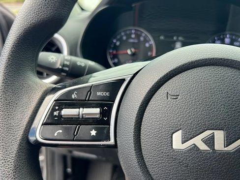 Certified 2024 Kia Forte LXS FWD image 18