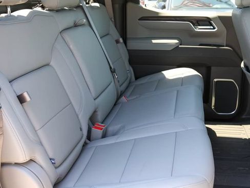 Used 2025 GMC Sierra 1500 SLT w/ SLT Premium Plus Package AWD/4WD image 20