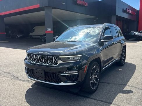 Used 2023 Jeep Grand Cherokee Summit AWD/4WD image 1