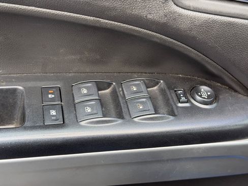 Used 2018 Chevrolet Colorado LT w/ LT Convenience Package RWD image 11