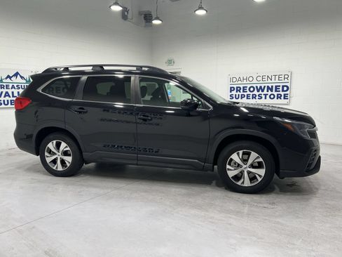 Used 2024 Subaru Ascent Premium w/ Convenience Package AWD/4WD image 9