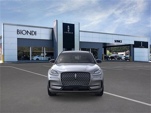 New 2026 Lincoln Corsair Premiere image 6