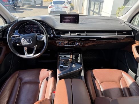 Used 2018 Audi Q7 3.0T Premium Plus w/ Premium Plus Package AWD/4WD image 5