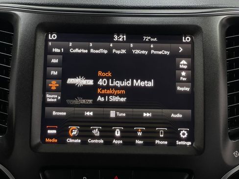 Used 2021 Jeep Cherokee Trailhawk w/ Trailer Tow Group image 24