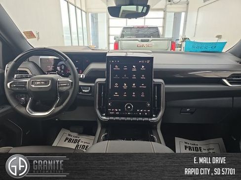 New 2026 GMC Yukon XL Elevation w/ Elevation Premium Package AWD/4WD image 12