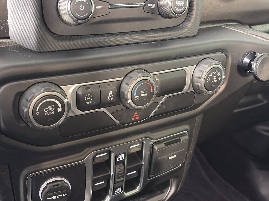 Used 2020 Jeep Gladiator Sport w/ Quick Order Package 23S AWD/4WD image 21