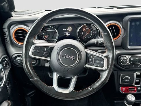 Used 2021 Jeep Gladiator Mojave AWD/4WD image 12