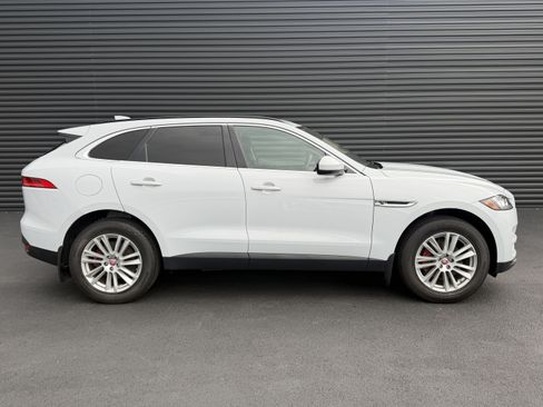 Used 2019 Jaguar F-PACE Prestige AWD/4WD image 8