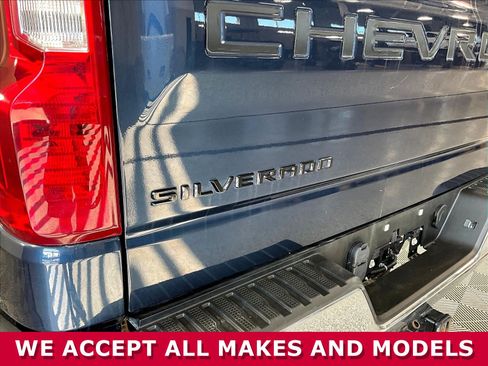Used 2022 Chevrolet Silverado 1500 LT w/ LPO, Dark Essentials Package AWD/4WD image 22