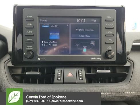 Used 2022 Toyota RAV4 XLE Premium image 30